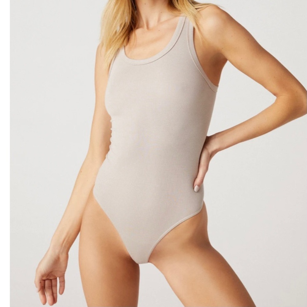 Clyquethelabel One Piece